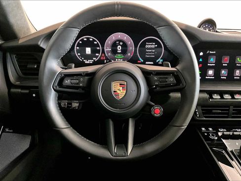 Used 2025 Porsche 911 Carrera 4 GTS image 17