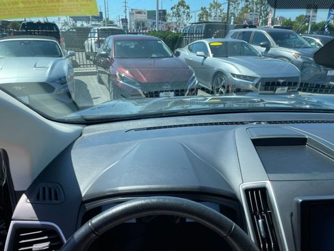 Used 2024 Ford Edge SEL image 34