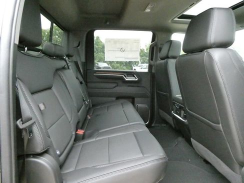 New 2026 GMC Sierra 2500 Denali w/ Denali Reserve Package AWD/4WD image 16