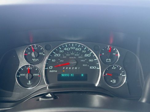 Used 2020 Chevrolet Express 2500 w/ Driver Convenience Package image 17