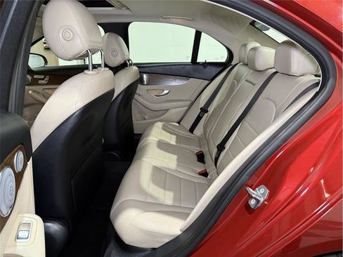 Used 2019 Mercedes-Benz C 300 Sedan image 14