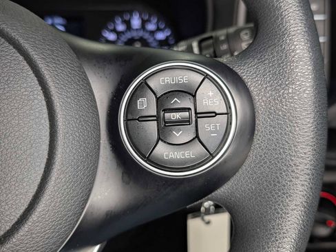 Used 2020 Kia Soul LX FWD image 33