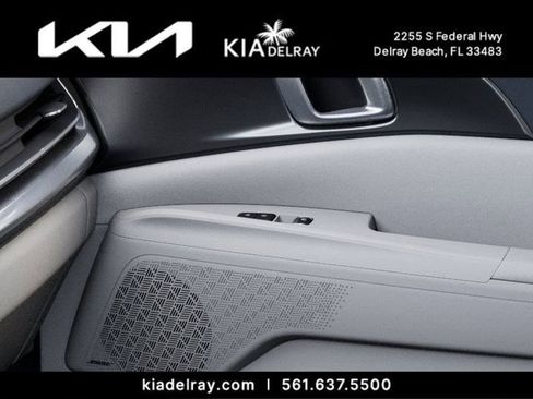 New 2026 Kia Carnival SX Prestige FWD image 25