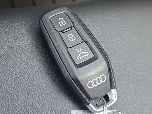 Certified 2025 Audi Q5 Premium Plus w/ Premium Plus AWD/4WD image 28