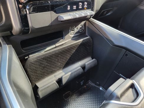 Used 2023 RAM 1500 Big Horn RWD image 19