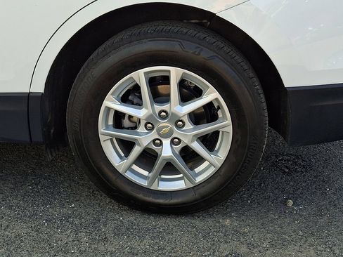 Used 2024 Chevrolet Equinox LT AWD/4WD image 31