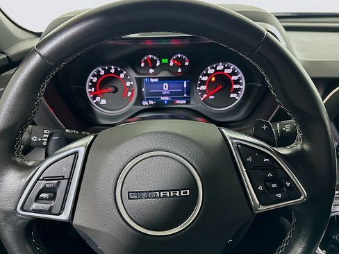 Used 2020 Chevrolet Camaro LT w/ Technology Package image 11