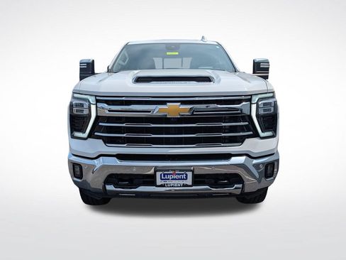 Used 2025 Chevrolet Silverado 2500 LTZ w/ LTZ Convenience Package AWD/4WD image 12