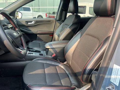 Used 2024 Ford Escape ST-Line w/ Tech Pack #1 AWD/4WD image 21