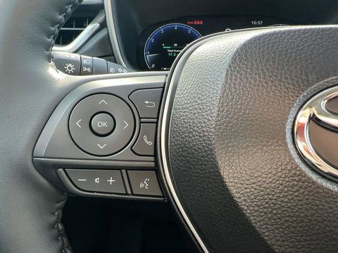 Certified 2026 Toyota Corolla Cross XLE image 20