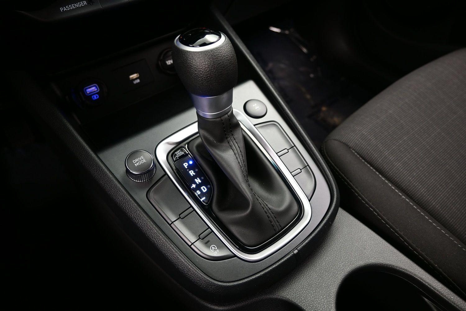 Certified 2023 Hyundai Kona SEL AWD/4WD image 22