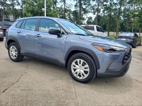 Certified 2026 Toyota Corolla Cross L FWD image 9