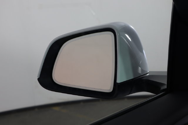 Used 2023 Tesla Model Y Performance AWD/4WD image 41