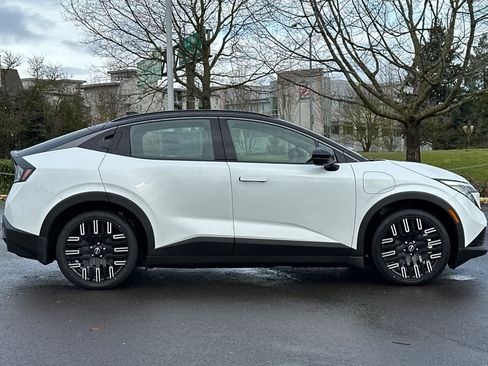 New 2026 Nissan Leaf Platinum+ FWD image 8