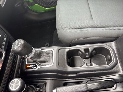 Used 2019 Jeep Wrangler Unlimited Sport S image 20