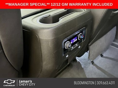 Used 2021 Chevrolet Suburban RST AWD/4WD image 27