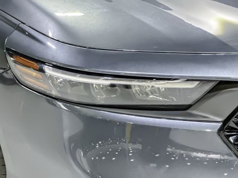 Used 2024 Honda Accord EX image 12