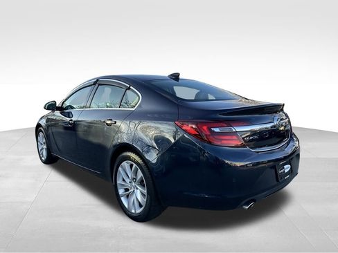 Used 2016 Buick Regal Premium w/ Driver Confidence Package #2 image 9