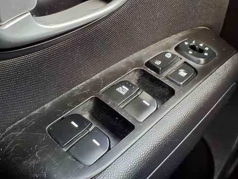 Used 2015 Kia Soul FWD image 10