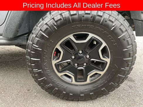 Used 2013 Jeep Wrangler Unlimited Rubicon AWD/4WD image 5