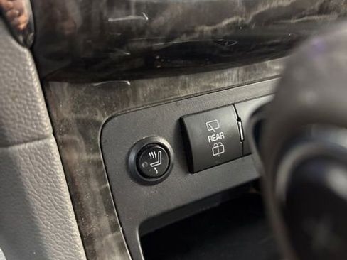 Used 2014 Buick Enclave Convenience w/ LPO, Cargo Convenience Pkg FWD image 7