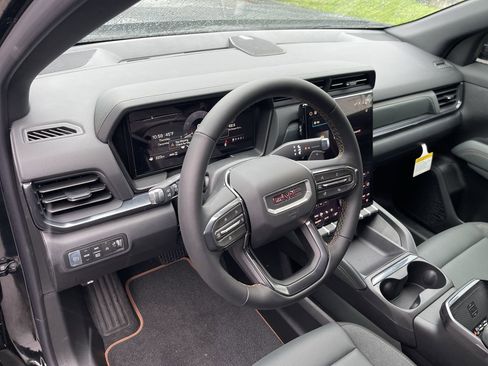 New 2026 GMC Terrain AT4 w/ Convenience Package III image 43