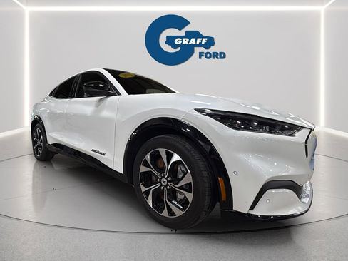 Used 2023 Ford Mustang Mach-E Premium image 10