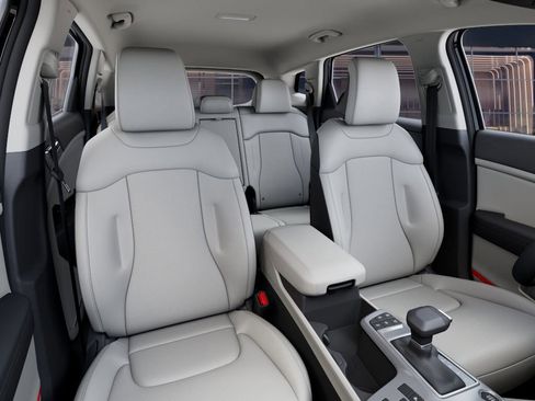 New 2026 Kia Sportage EX image 15