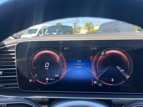 Used 2021 Mercedes-Benz GLE 350 image 24