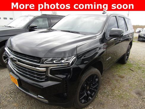Used 2022 Chevrolet Tahoe LT w/ LT Signature Package image 1