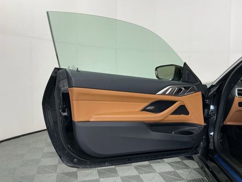 Certified 2025 BMW 430i Coupe w/ Convenience Package image 19