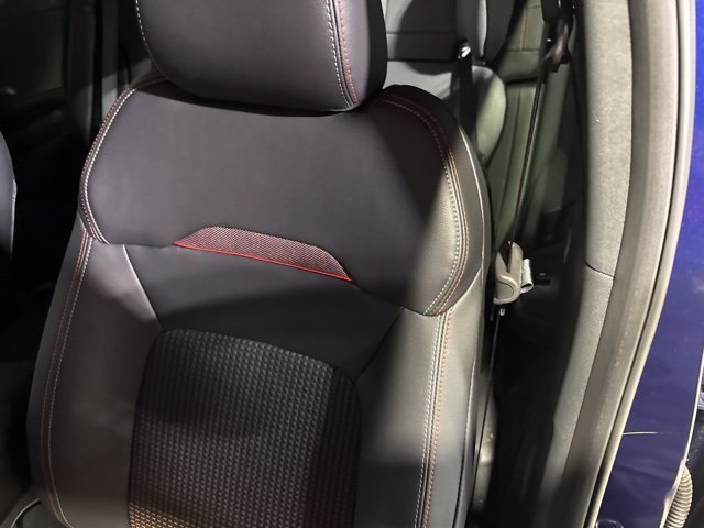Used 2026 Nissan Kicks SR FWD image 10