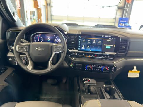 New 2026 Chevrolet Silverado 1500 ZR2 AWD/4WD image 33