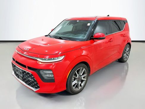 Used 2022 Kia Soul Turbo FWD image 3