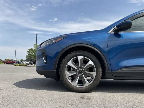 Certified 2023 Ford Escape Platinum AWD/4WD image 11