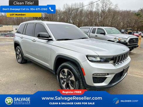Used 2023 Jeep Grand Cherokee 4WD 4xe image 5