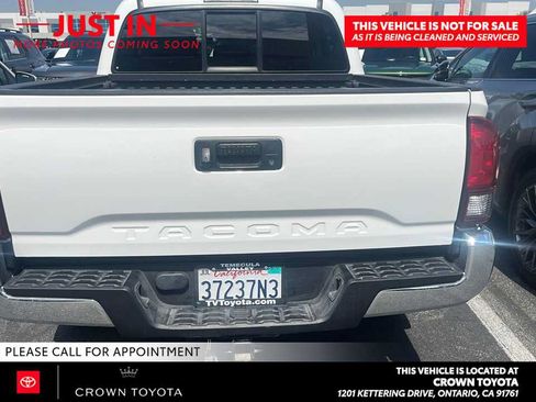 Used 2022 Toyota Tacoma SR5 w/ SR5 Appearance Package (SM) RWD image 6