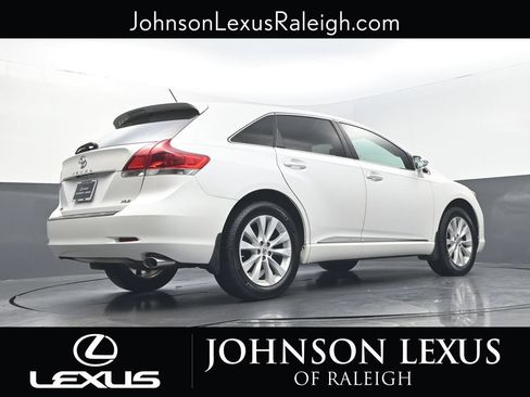 Used 2015 Toyota Venza XLE FWD image 19