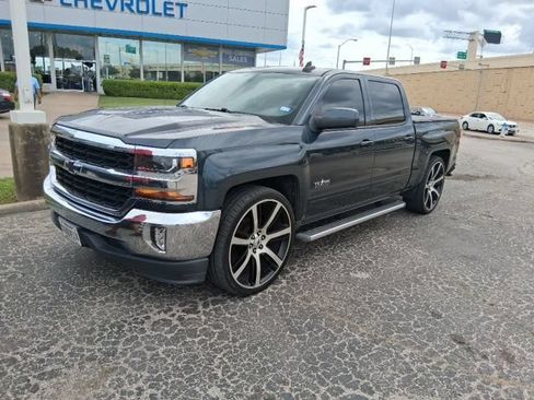 Used 2017 Chevrolet Silverado 1500 LT w/ Texas Edition RWD image 2