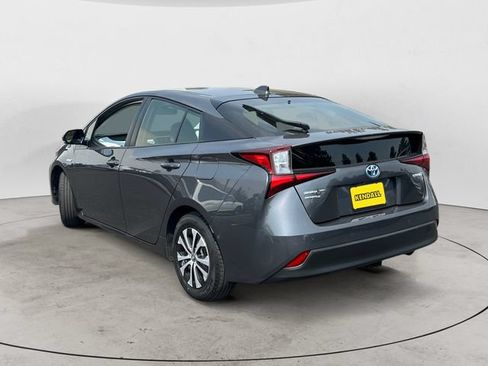 Used 2020 Toyota Prius LE AWD/4WD image 7