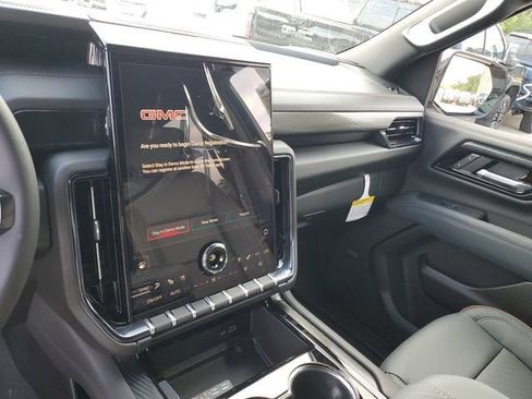 New 2026 GMC Yukon XL AT4 image 26