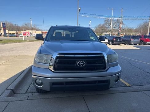 Used 2011 Toyota Tundra 2WD Double Cab w/ SR5 Pkg image 2