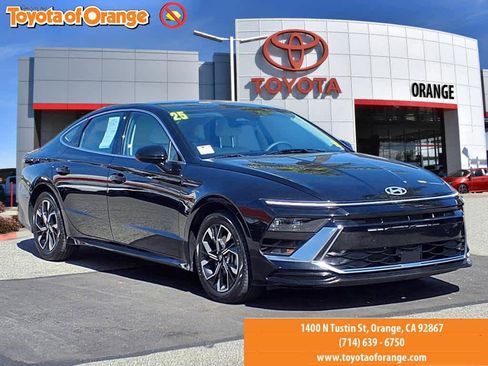 Used 2025 Hyundai Sonata SEL image 1