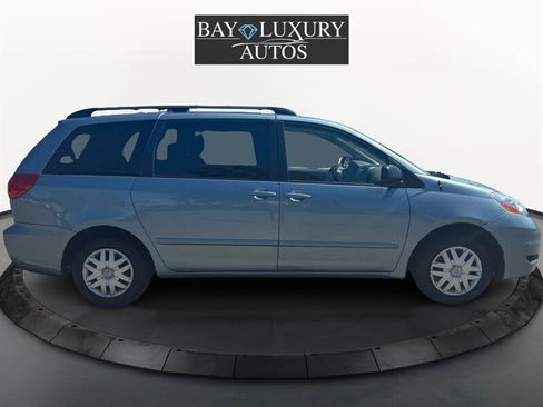 Used 2007 Toyota Sienna CE image 28