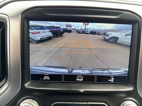 Used 2022 GMC Sierra 1500 SLT w/ SLT Premium Plus Package AWD/4WD image 23