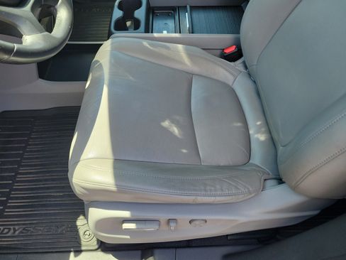 Used 2019 Honda Odyssey EX-L image 26