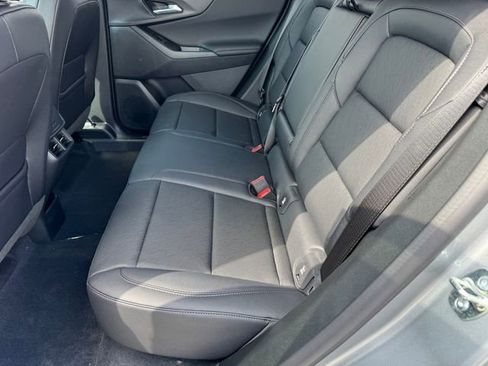 New 2026 Chevrolet Equinox LT w/ Convenience Package II image 11