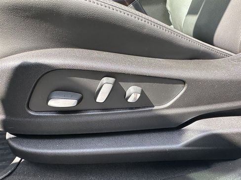 New 2025 Cadillac XT6 Premium Luxury w/ Technology Package image 18