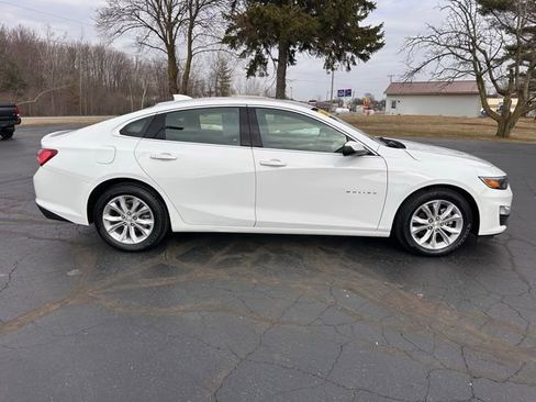 Used 2022 Chevrolet Malibu LT image 6