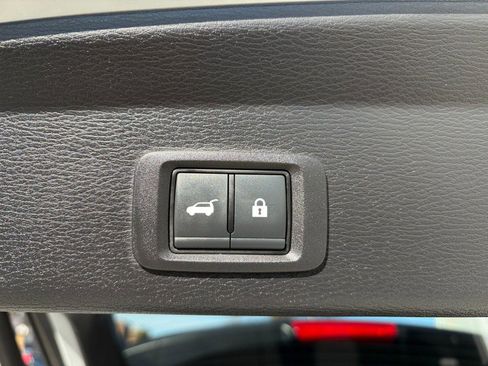 Used 2023 Mitsubishi Outlander SE Black Edition image 23